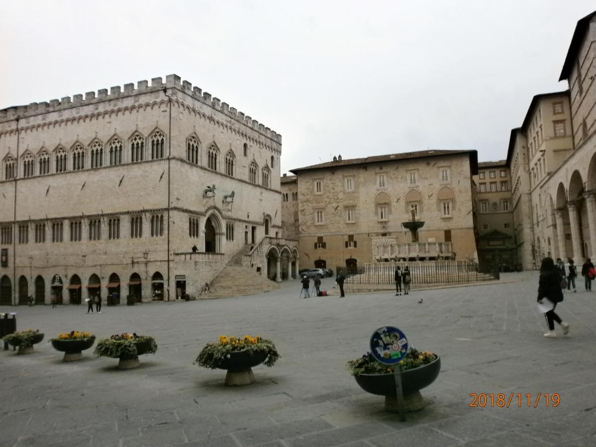 Charming Apartment Tilli With Parking Perugia Eksteriør billede